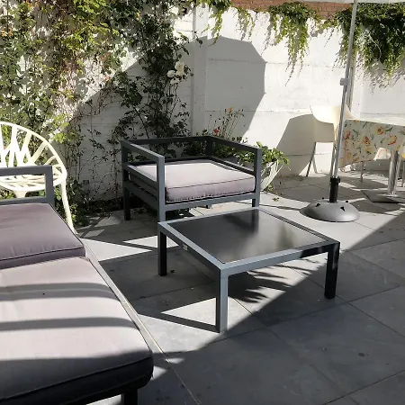 Poppies , Free Parking