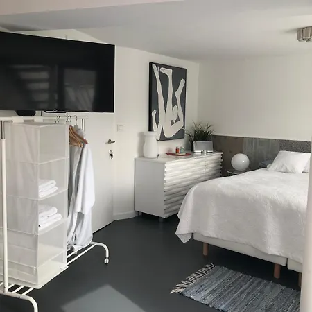 招待所 Poppies , Free Parking