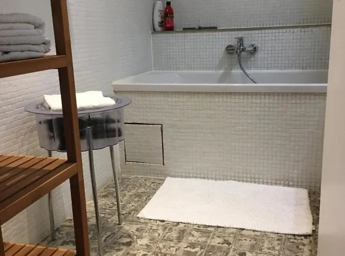 Poppies , Free Parking 게스트하우스 4*