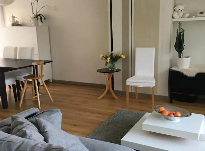 Poppies , Free Parking 4* Ostenda