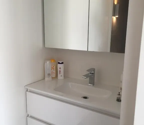 게스트하우스 Poppies , Free Parking