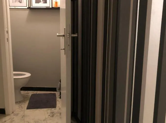 Poppies , Free Parking 게스트하우스 오스텐드