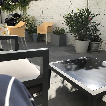 Poppies , Free Parking Gæstehus